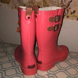 Chooka Coral Rain Boots 💖